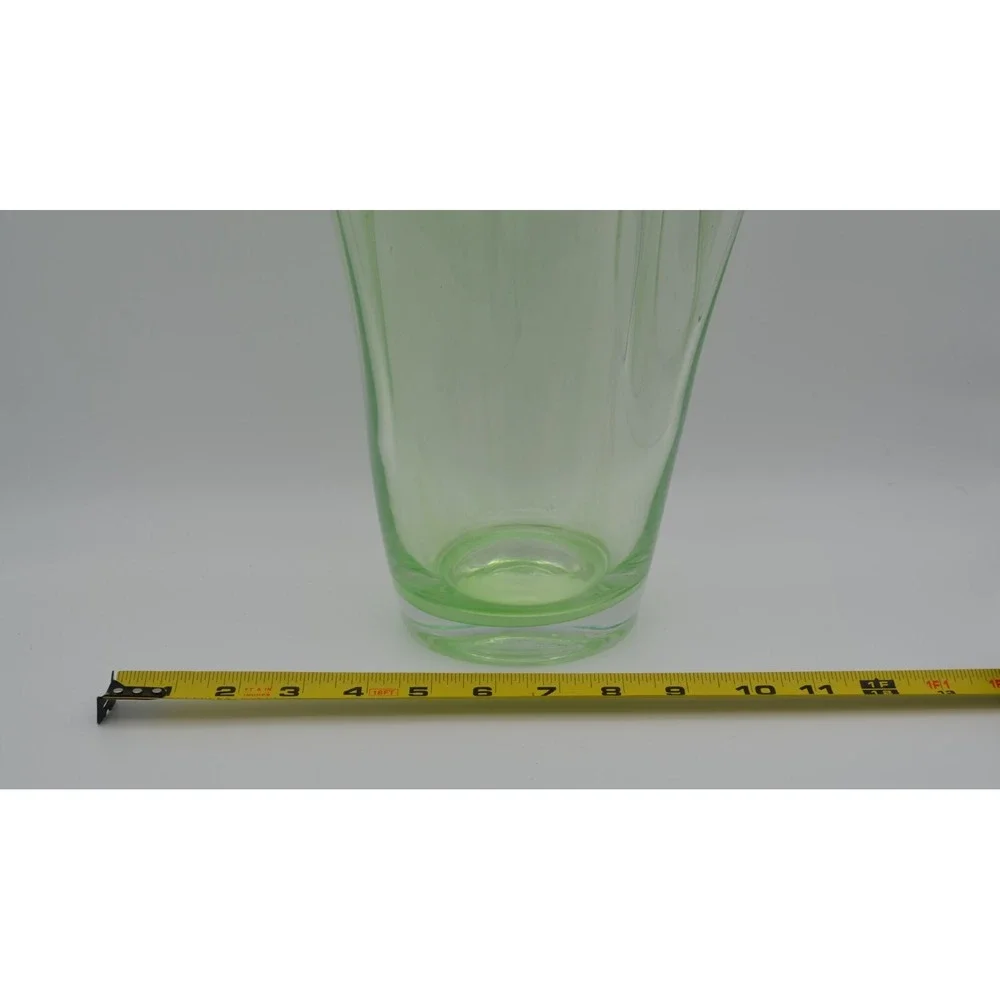 Mid-Century Italian Fazzoletto Green Murano Glass Vase